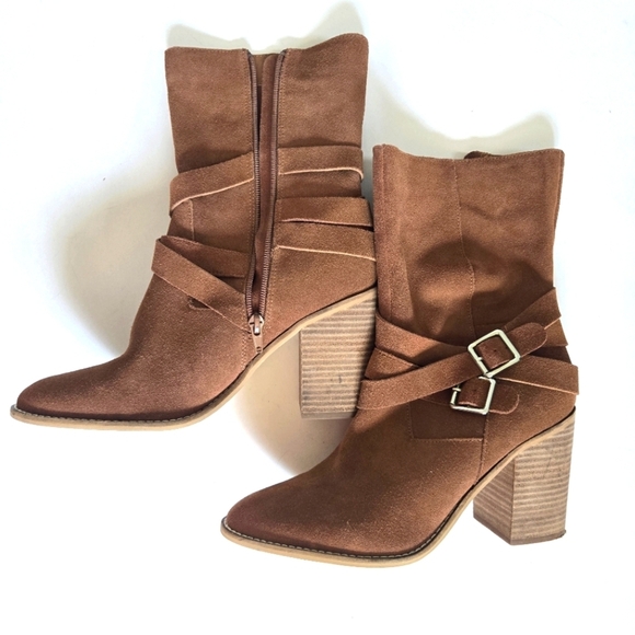 Chelsea and Violet calf length brown suede lather boot buckle detail sz 10 - Picture 1 of 9